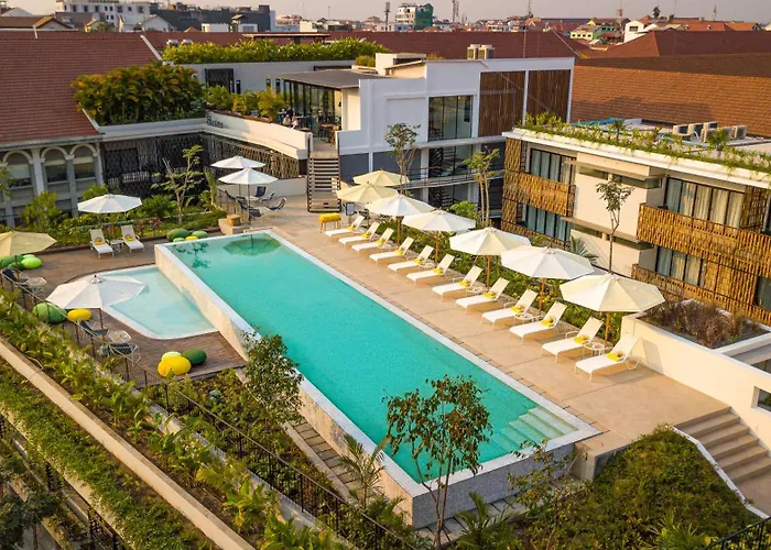 The Aviary Hotel