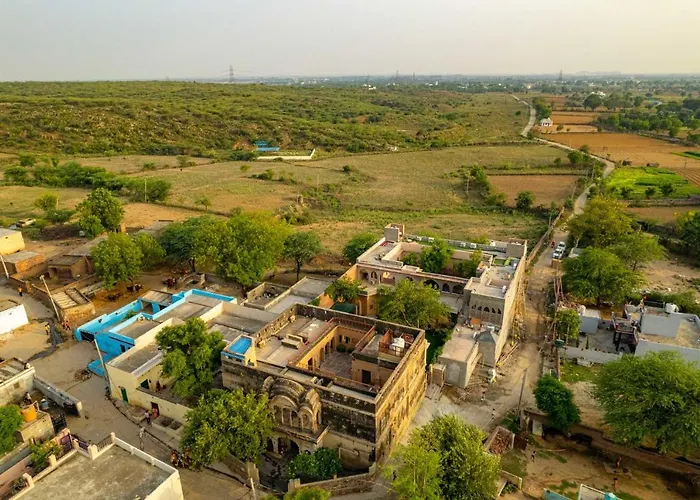 Khohar Haveli With Complimentary Breakfast And Outdoor Pool